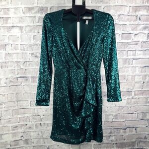badgley mischka green sequin dress $1375 Badgley Mischka Women's Green Sequin Feather Wrap-Gown Dress Size 4